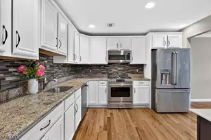3 Harvey Ct, Clark Township, NJ 07066 - Photo 14
