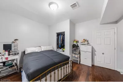 77 S 16th St, East Orange, NJ 07018 - Photo 12