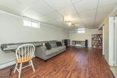 776 Lake Shore Dr, Parsippany, NJ 07054 - Photo 18