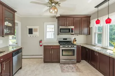 776 Lake Shore Dr, Parsippany, NJ 07054 - Photo 6