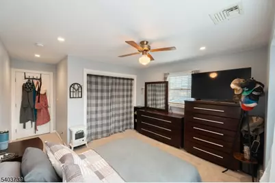 130 Loretta St, Woodbridge Township, NJ 08861 - Photo 10