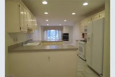 15 Barge Ct, Montville Township, NJ 07045 - Photo 4
