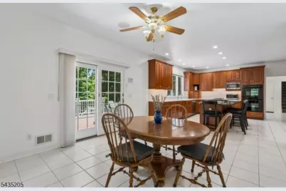 12 Oak Hill Dr, Bernards Township, NJ 07920 - Photo 8