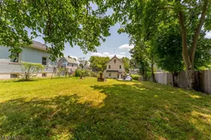 1132 W 3rd St, Plainfield, NJ 07063 - Photo 20