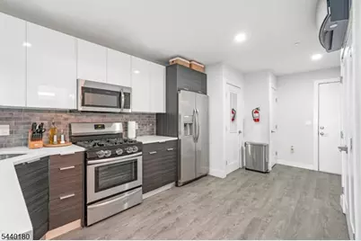 62 69th St #209, Guttenberg, NJ 07093 - Photo 4