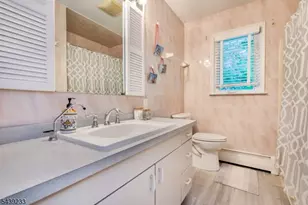 19 Falcon Pl, Wayne, NJ 07470 - Photo 18