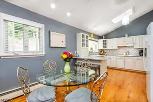19 Falcon Pl, Wayne, NJ 07470 - Photo 12
