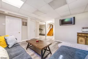 19 Falcon Pl, Wayne, NJ 07470 - Photo 24