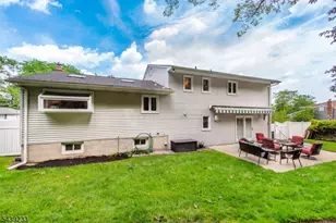 19 Falcon Pl, Wayne, NJ 07470 - Photo 30