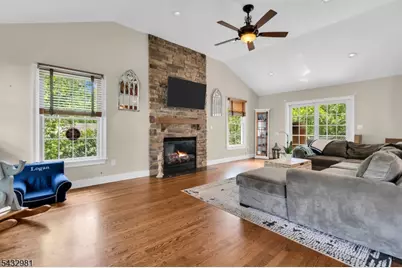 10 Deborah Way, Fanwood, NJ 07023 - Photo 12