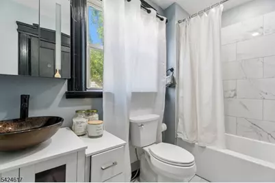 908 S 16th St, Newark, NJ 07108 - Photo 22