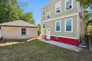908 S 16th St, Newark, NJ 07108 - Photo 24
