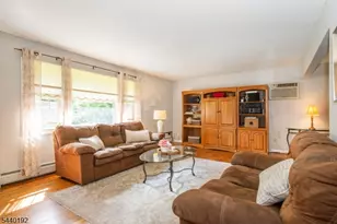 27 Dewey Dr, Ringwood, NJ 07456 - Photo 6