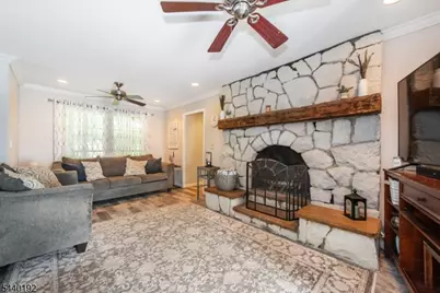 27 Dewey Dr, Ringwood, NJ 07456 - Photo 12