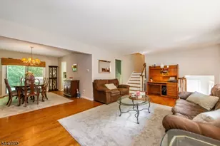 27 Dewey Dr, Ringwood, NJ 07456 - Photo 10