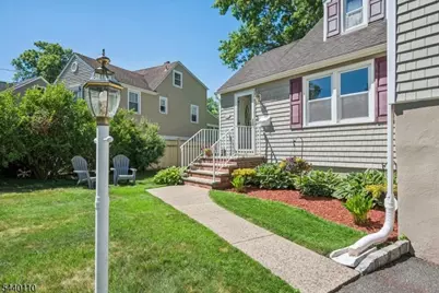 40 Elmwood Rd, Florham Park, NJ 07932 - Photo 2