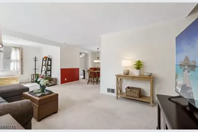40 Elmwood Rd, Florham Park, NJ 07932 - Photo 8