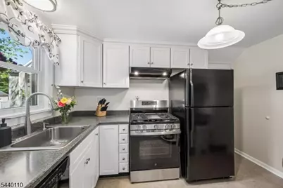 40 Elmwood Rd, Florham Park, NJ 07932 - Photo 12