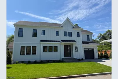 2 Pleasant Ave, Tenafly, NJ 07670 - Photo 1