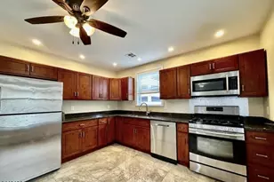 66 Atlantic St, Carteret, NJ 07008 - Photo 6