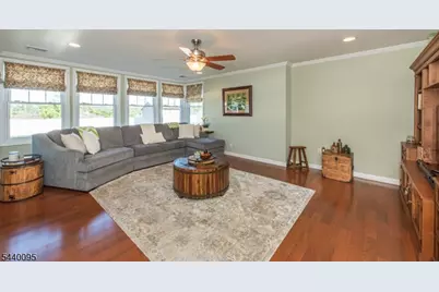 17 Leonard Terrace, Wayne, NJ 07470 - Photo 16