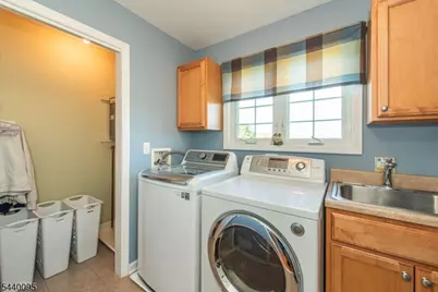 17 Leonard Terrace, Wayne, NJ 07470 - Photo 30