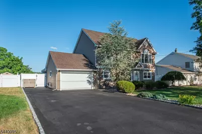 17 Leonard Terrace, Wayne, NJ 07470 - Photo 2