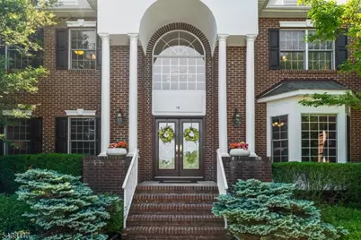 19 Devonshire Dr, Randolph Township, NJ 07869 - Photo 4