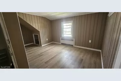 297 E 27th St, Paterson, NJ 07514 - Photo 2