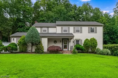 2 Schoolview Dr, Morris Plains, NJ 07950 - Photo 1