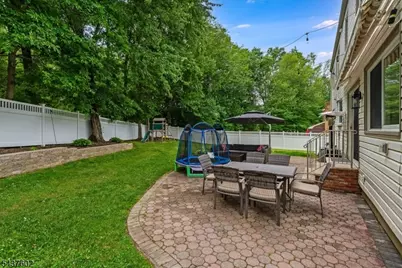 2 Schoolview Dr, Morris Plains, NJ 07950 - Photo 26