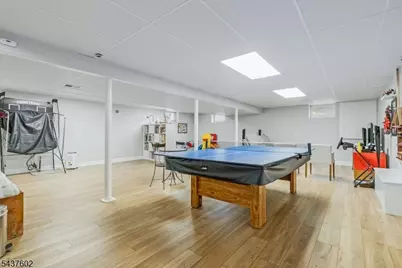 2 Schoolview Dr, Morris Plains, NJ 07950 - Photo 24