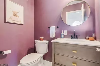 2 Schoolview Dr, Morris Plains, NJ 07950 - Photo 16