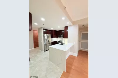 1 Carriage City Plz #908, Rahway, NJ 07065 - Photo 1