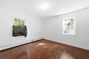 10 McGotty Pl, Irvington, NJ 07111 - Photo 6