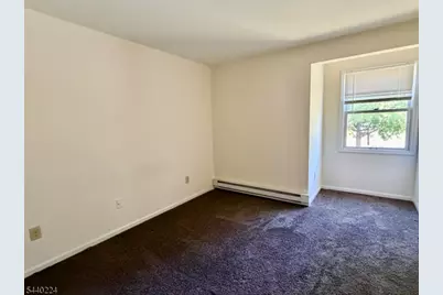7 Oak Ridge Rd, West Milford, NJ 07435 - Photo 4