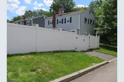 78 6th Ave, Woodbridge Township, NJ 07064 - Photo 2