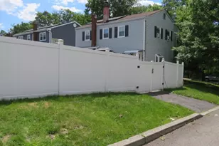 78 6th Ave, Woodbridge Township, NJ 07064 - Photo 2