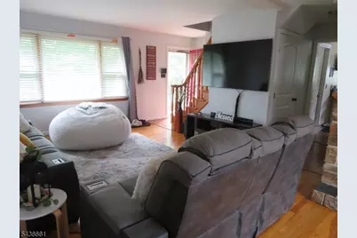 78 6th Ave, Woodbridge Township, NJ 07064 - Photo 6