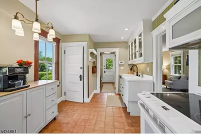 48 Mountain Ave, Mendham, NJ 07945 - Photo 14