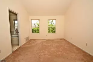 4 Prescott Ct, Bernards Township, NJ 07920 - Photo 2