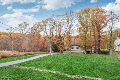 41 Shongum Rd, Randolph Township, NJ 07869 - Photo 32