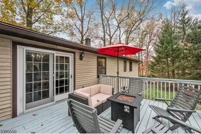 41 Shongum Rd, Randolph Township, NJ 07869 - Photo 26