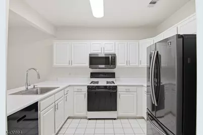 3201 Cleveland Ln, Rockaway Township, NJ 07866 - Photo 8