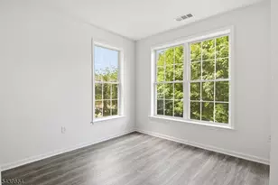 3201 Cleveland Ln, Rockaway Township, NJ 07866 - Photo 12