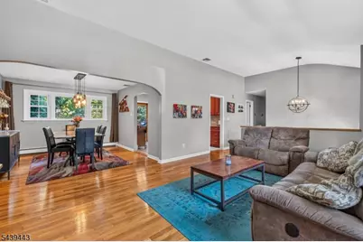 5 Drexel Ct, Parsippany, NJ 07005 - Photo 8