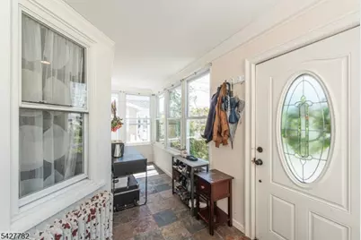 107 Sheridan Ave, Roselle Park, NJ 07204 - Photo 2