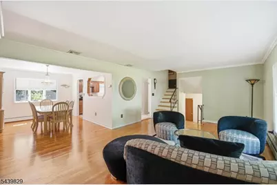 16 Arnold Dr, Parsippany, NJ 07054 - Photo 8