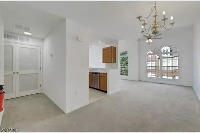 103 Riverwalk Way, Clifton, NJ 07014 - Photo 4