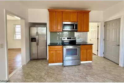 204 Baltimore Ave, Hillside, NJ 07205 - Photo 14